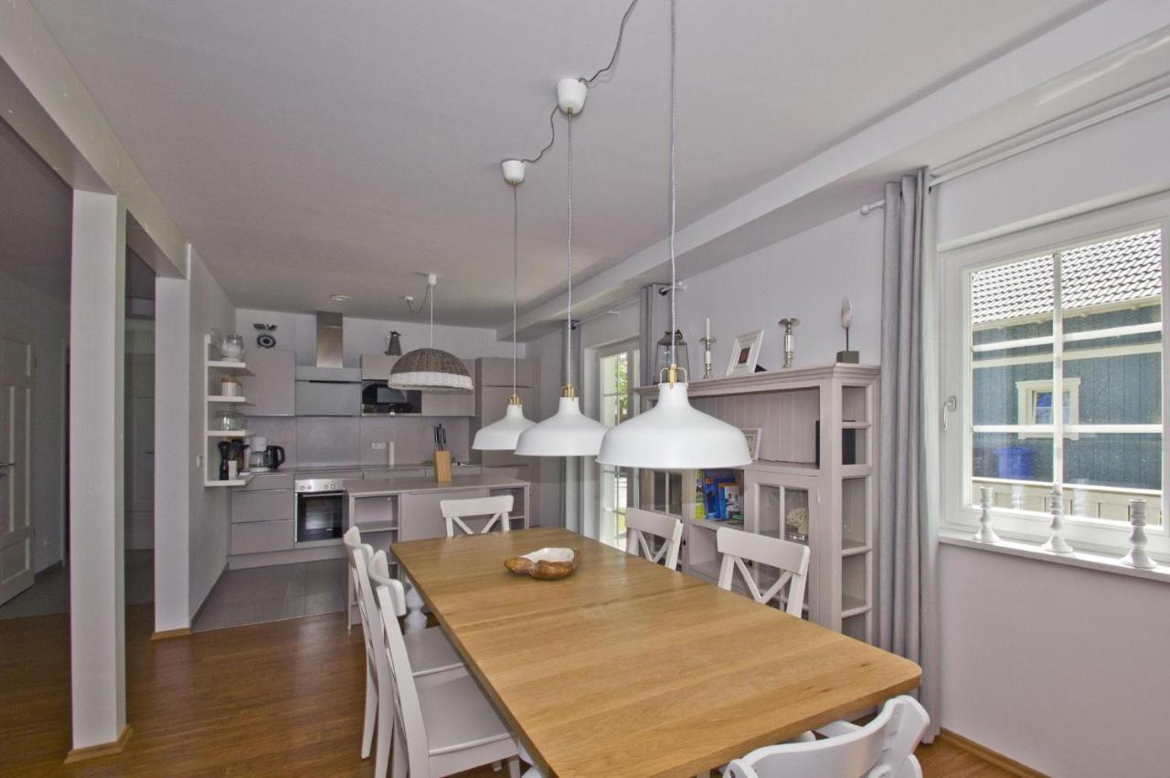 Ferienhaus Frigga Haus - Terrasse, Garten, Meerblick วีคเอาฟ์รือเกน ภายนอก รูปภาพ