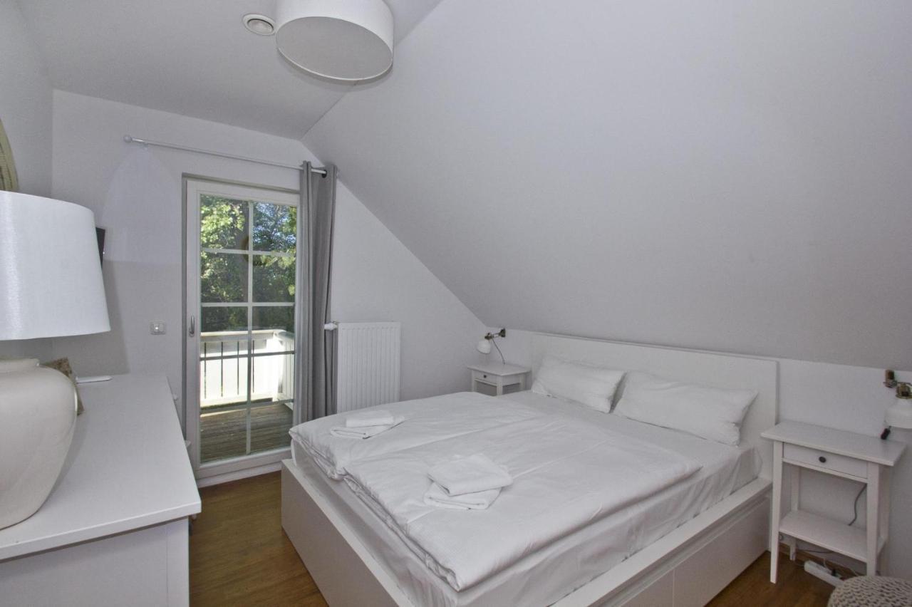 Ferienhaus Frigga Haus - Terrasse, Garten, Meerblick วีคเอาฟ์รือเกน ภายนอก รูปภาพ